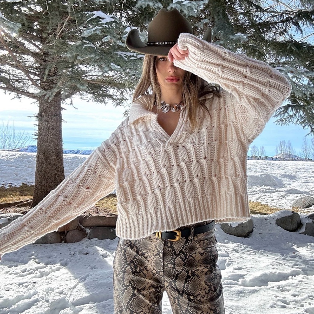 Cream Cable Knit Sweater - Picture 3 of 6